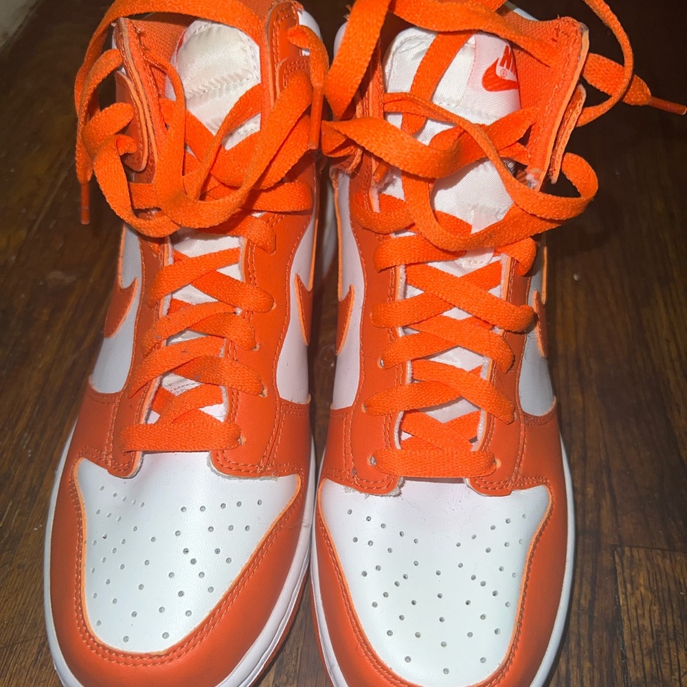 Worn once dunks